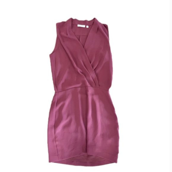 Aritzia Dresses & Skirts - Aritzia - Babaton Phoenix Dress in Fuchsia Pink size 6